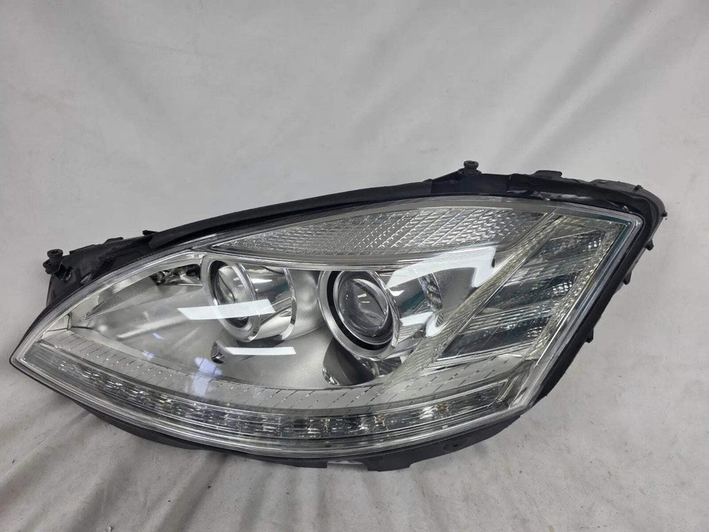 MERCEDES BENZ S-CLASS W221 BI-XENON Headlight PAIR OEM A2218200639 A2218202939