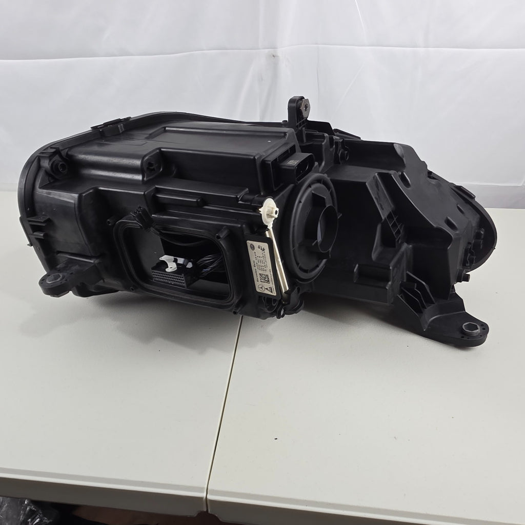 🚗🚗 Mercedes-Benz CLS C257, W257 LED High performance LEFT USED OEM A2579067700