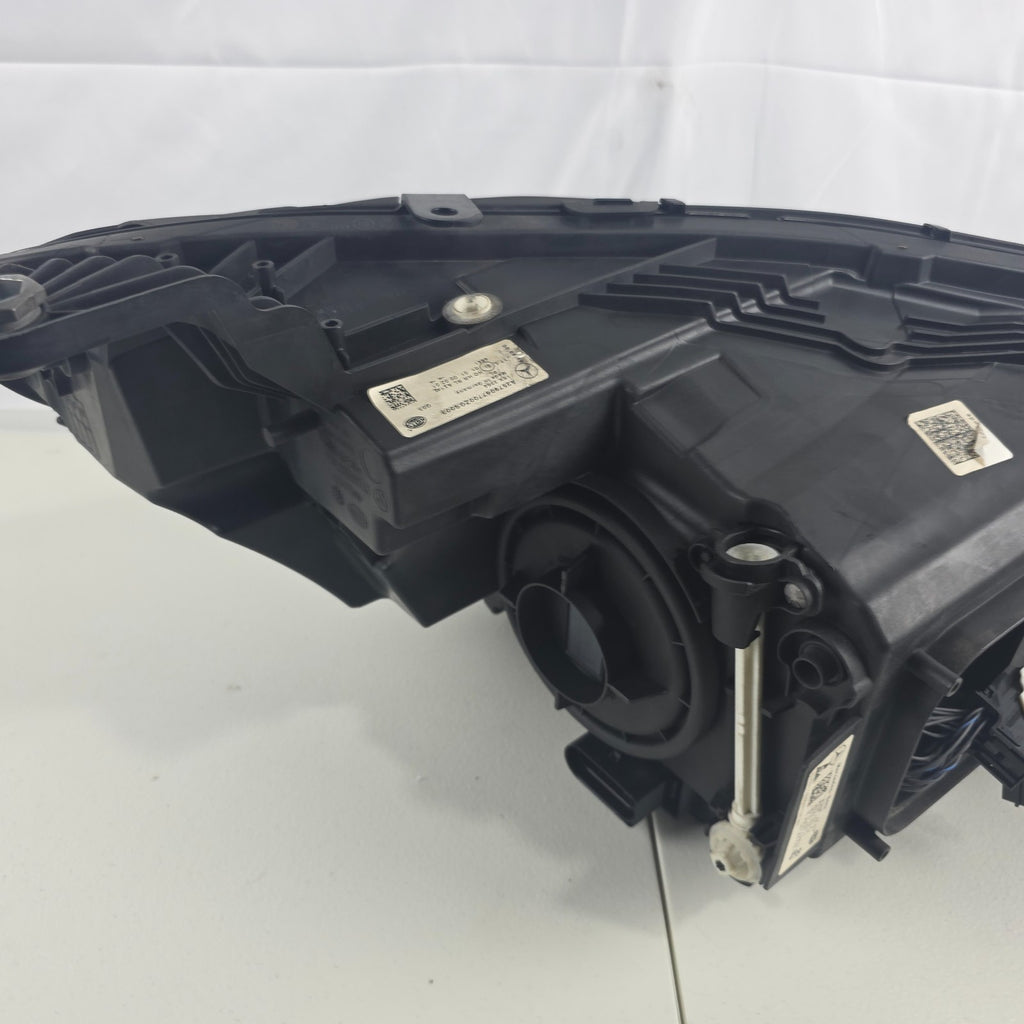 🚗🚗 Mercedes-Benz CLS C257, W257 LED High performance LEFT USED OEM A2579067700