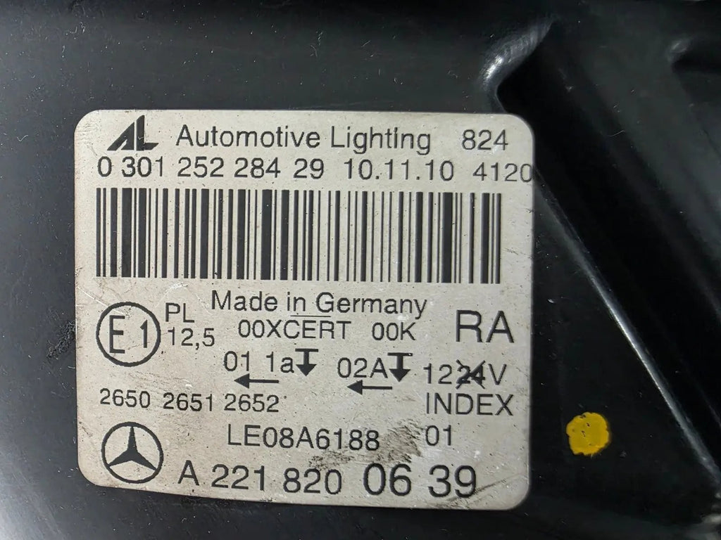 MERCEDES BENZ S-CLASS W221 BI-XENON Headlight PAIR OEM A2218200639 A2218202939