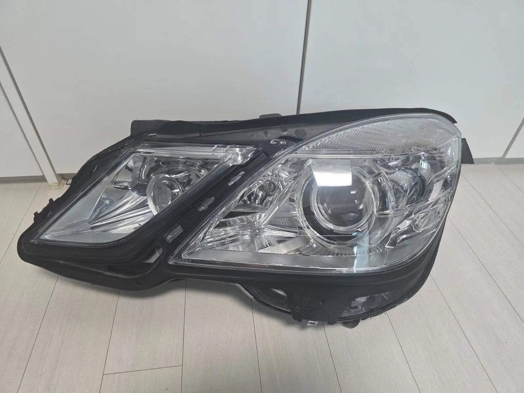 Mercedes-Benz W212 E200 E220 HID Xenon Left EU headlight OEM GENUINE A2128200139