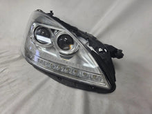 Load image into Gallery viewer, MERCEDES BENZ S-CLASS W221 ADAPTIVE BI-XENON Headlight RIGHT OEM A2218200639