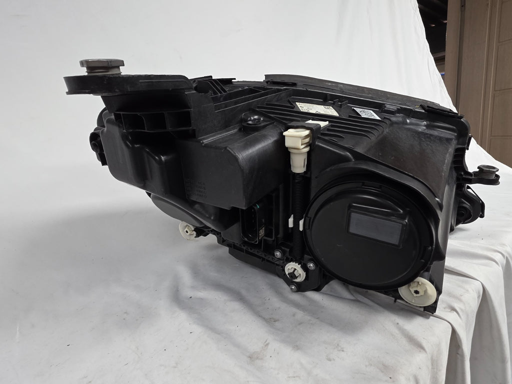 🚗Mercedes Benz E-Class W213 FL Multibeam LED LEFT Side OEM Genuine A2139068309