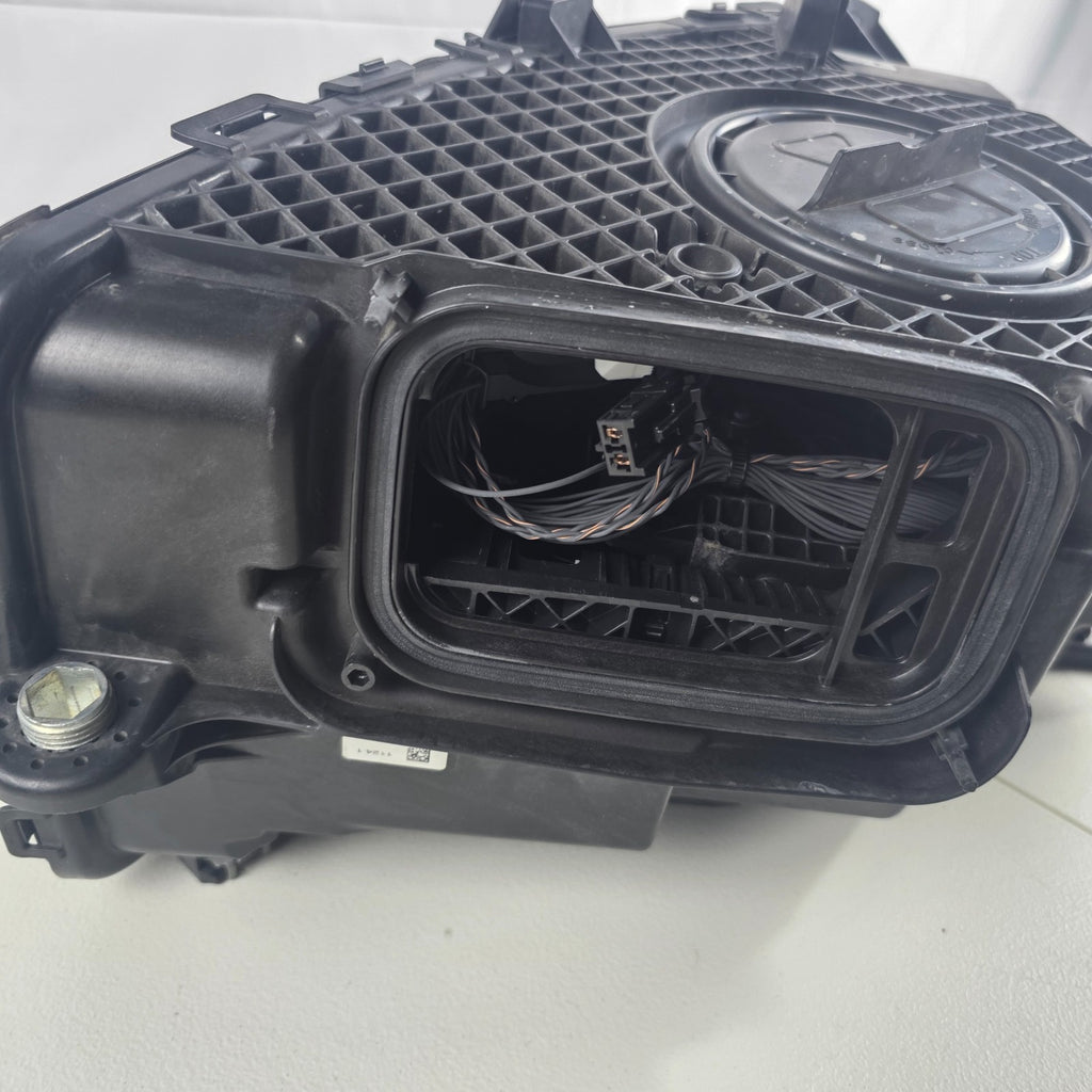 🚗🚗  Mercedes-Benz W253 GLC GLC300 Left LED OEM GENUINE Headlight A2539066901