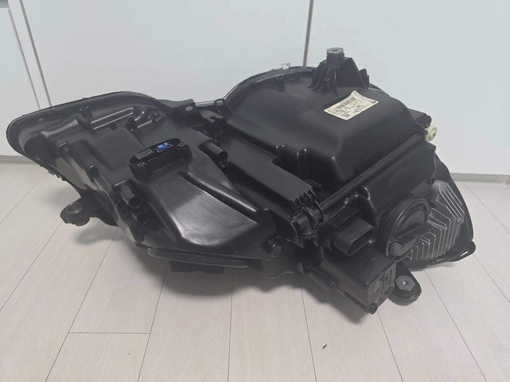 Mercedes-Benz W212 E200 E220 HID Xenon Left EU headlight OEM GENUINE A2128200139