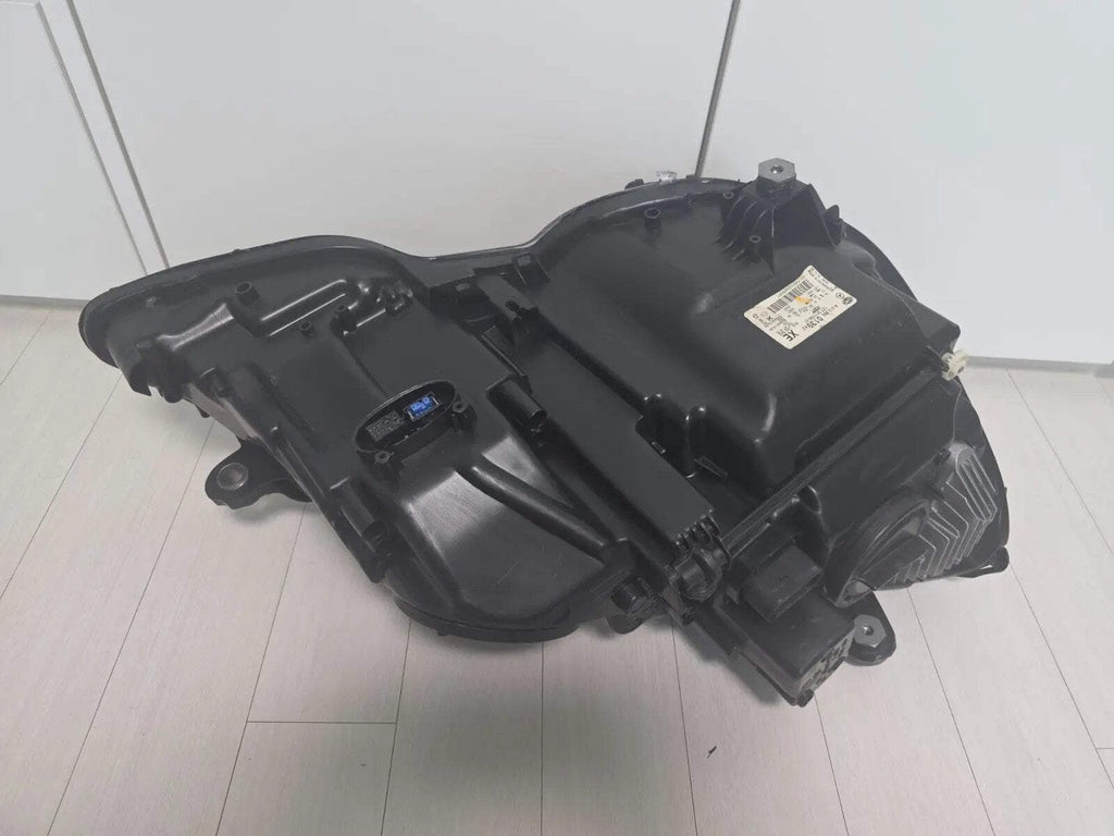 Mercedes-Benz W212 E200 E220 HID Xenon Left EU headlight OEM GENUINE A2128200139
