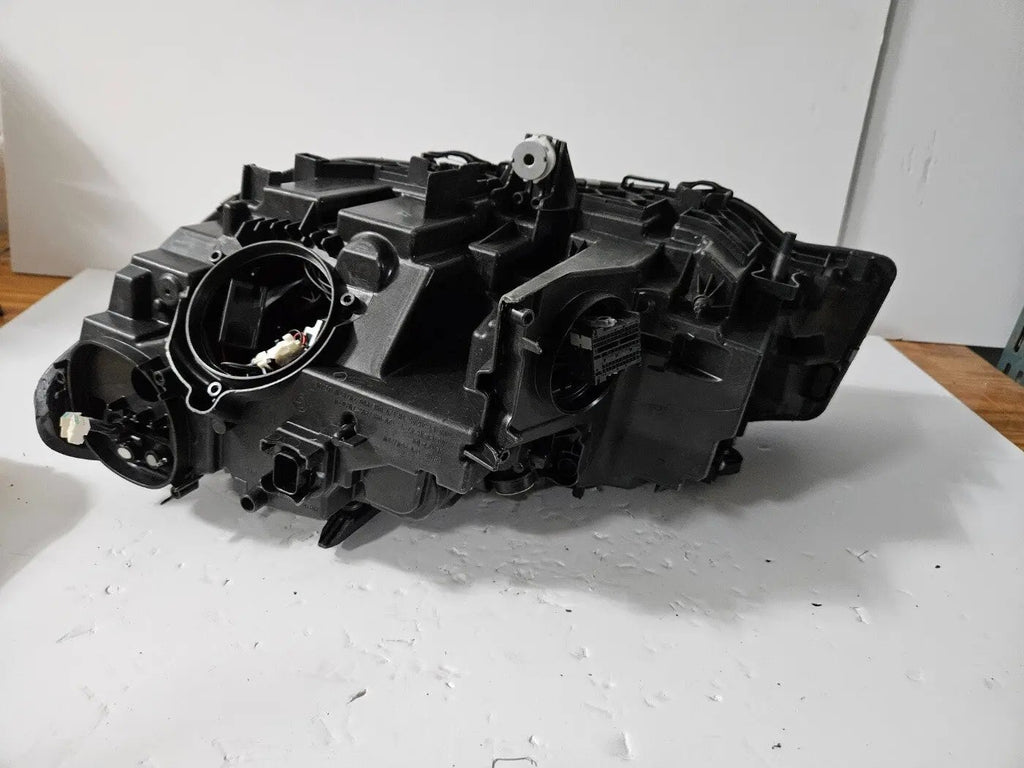 This image shows the right-side Laser headlight for BMW 3 Series G20 and G21 models, featuring OEM genuine quality with part number 9481708. This used original headlamp offers advanced BMW Laserlight technology for superior road illumination, precise fitment, and a sleek, high-performance design tailored to the modern styling of the 3 Series.