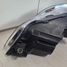 Load image into Gallery viewer, Mercedes-Benz W207 E200 E260 HID Xenon RIGHT headlight OEM GENUINE A2078200259