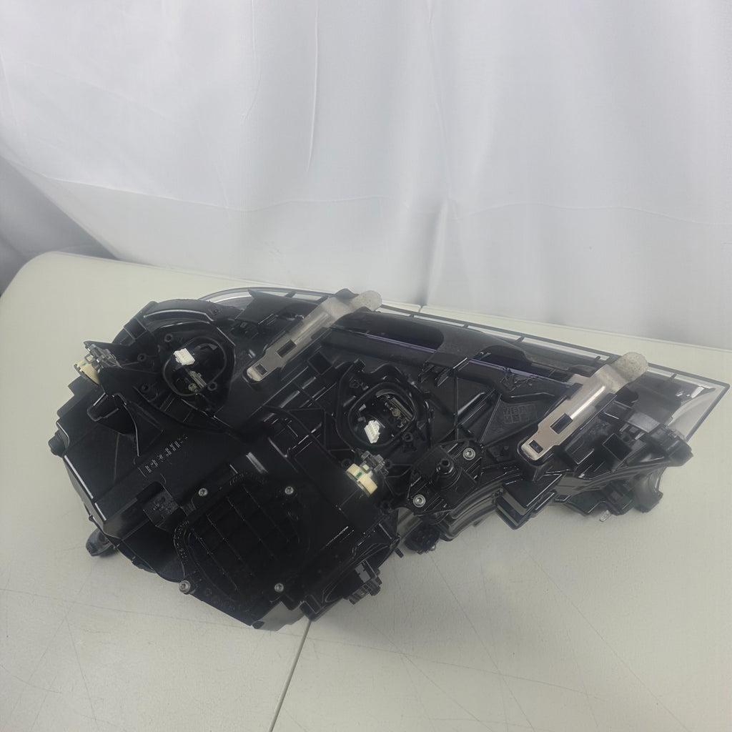 🚗 BMW 7 Series G11, G12 Laser Headlight RIGHT USED OEM GENUINE 7465606