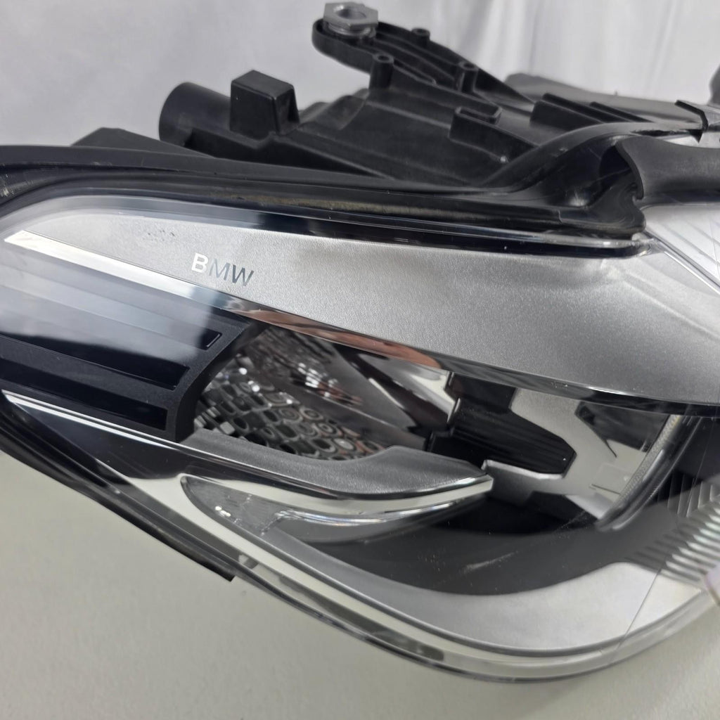 🚗  BMW 5 Series G30, G31 LED Headlight RIGHT OEM GENUINE 8499112