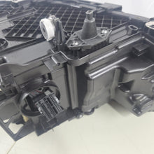 Load image into Gallery viewer, 🚗 BMW 5 Series G30, G31, F90 LCI Laser Headlight RIGHT OEM GENUINE 9850588