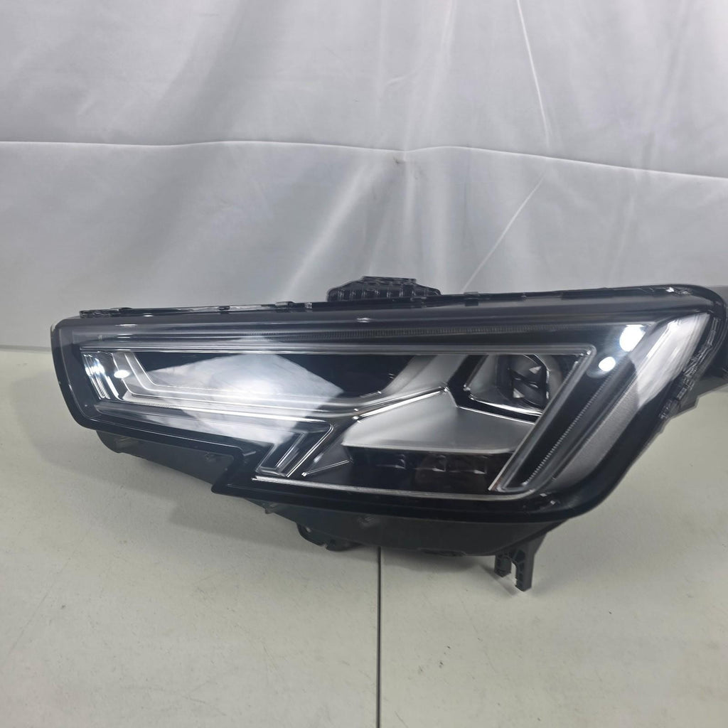 🐻 2017-2019 Audi A4 S4 LEFT LED OEM GENUINE Headlight Assembly 8W0941033