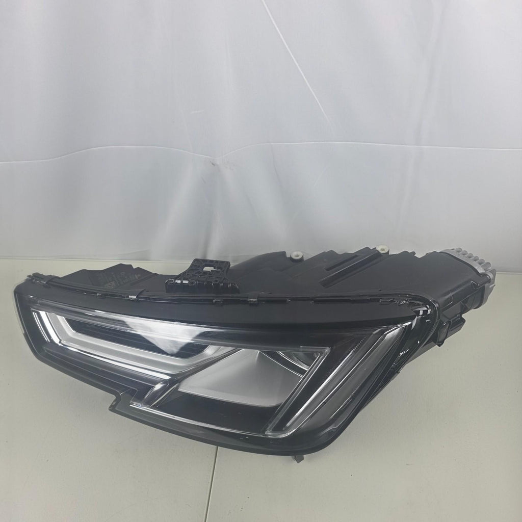 🐻 2017-2019 Audi A4 S4 LEFT LED OEM GENUINE Headlight Assembly 8W0941033