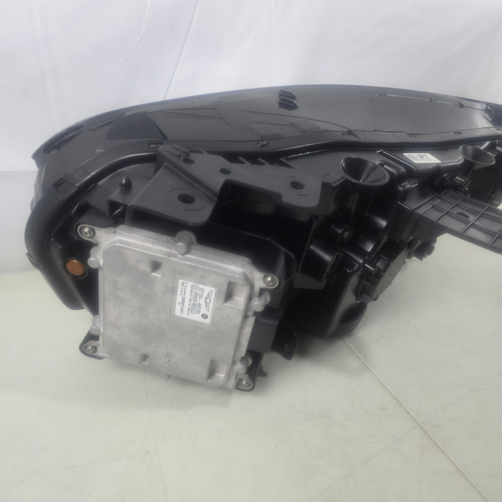🚗  2022-2025 Genesis GV70 EU RIGHT LED GENUINE OEM Headlight 92102AR000